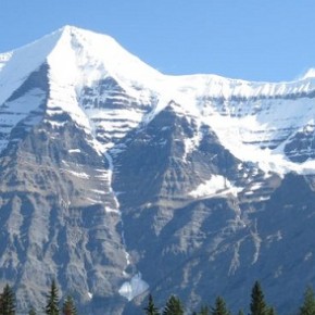 Mt. Robson - Berg Lake Trail hike